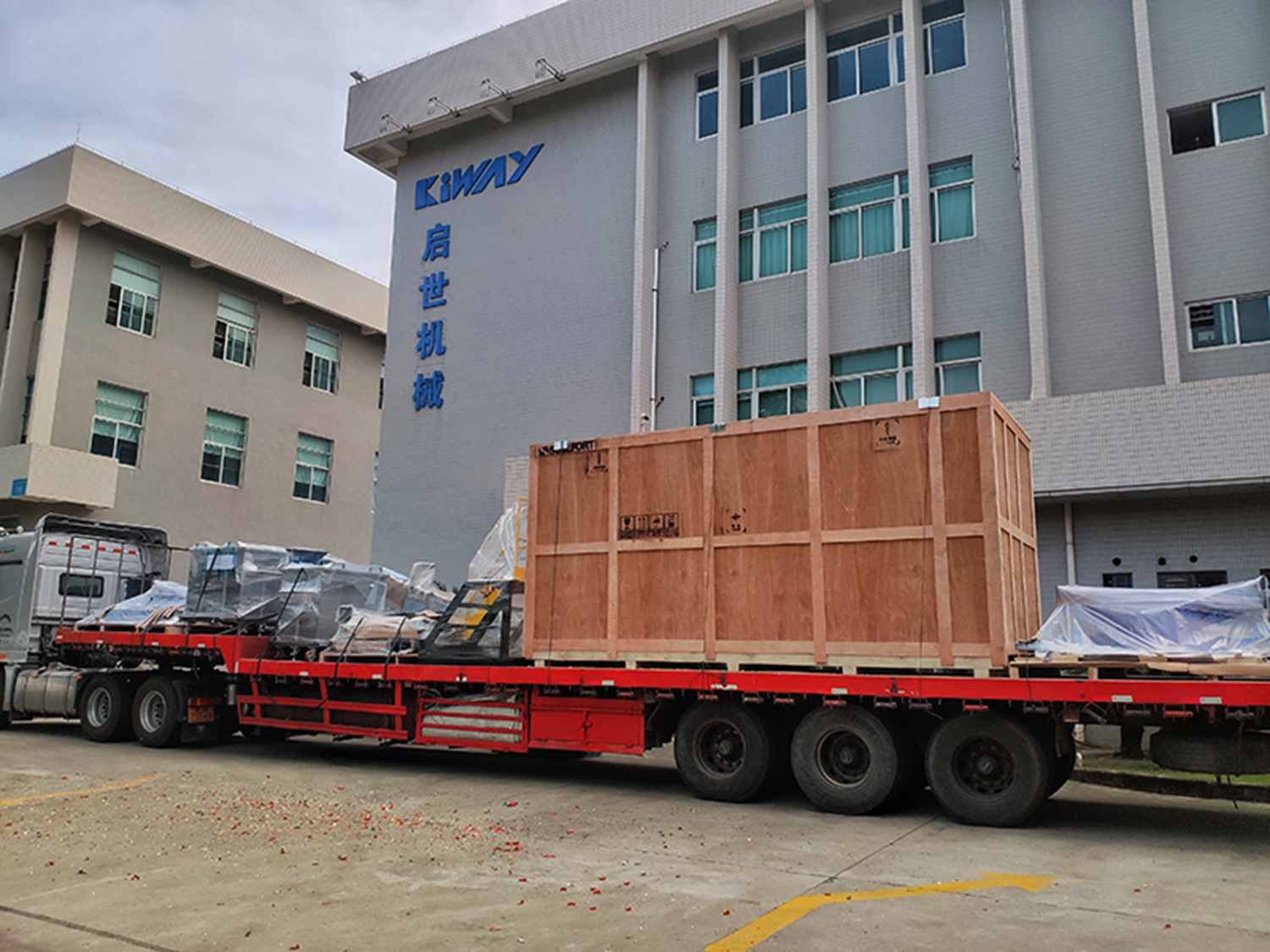 出機(jī)s.jpg 出機(jī)s.jpg